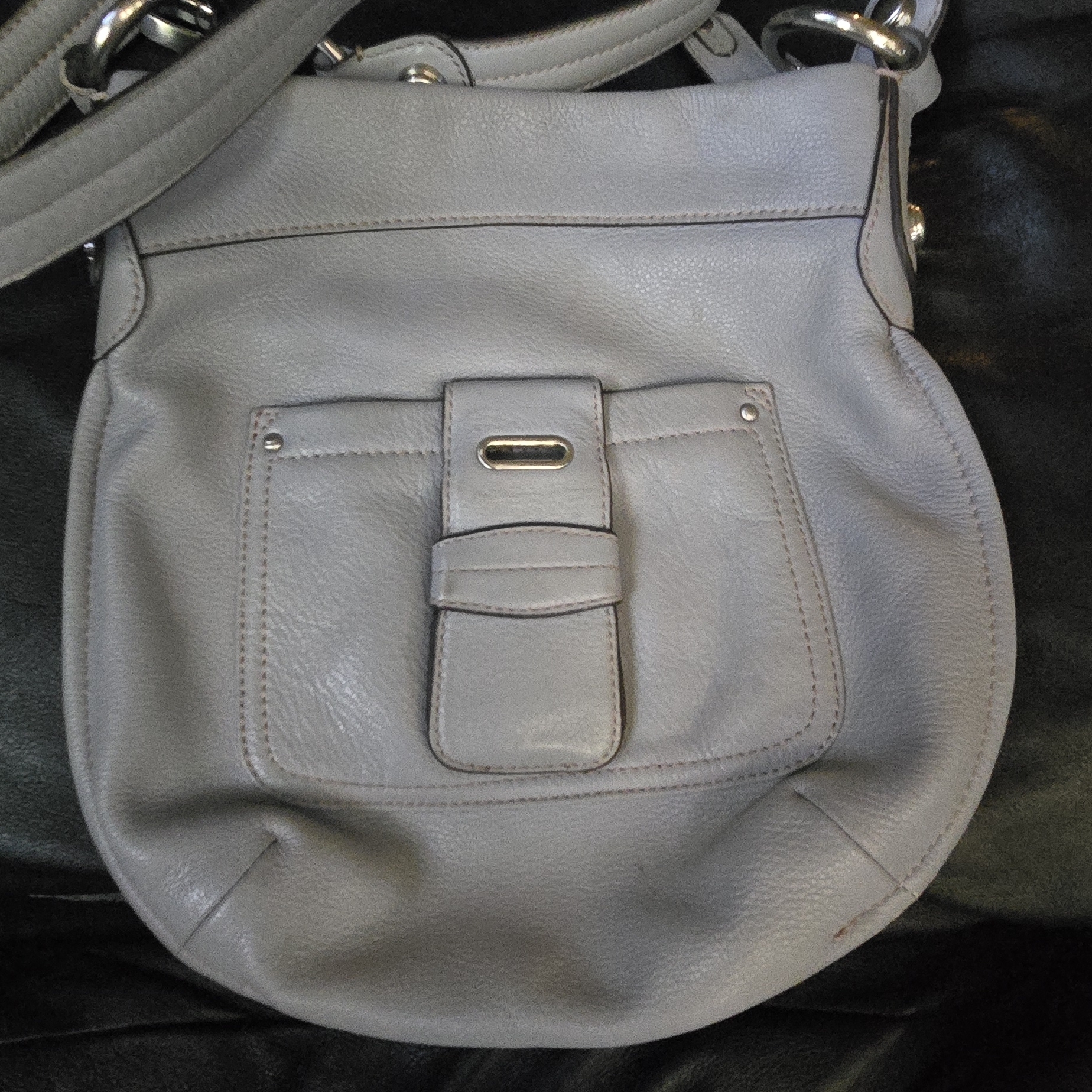 B. Makowsky Gray Shoulder Bag 12"11"